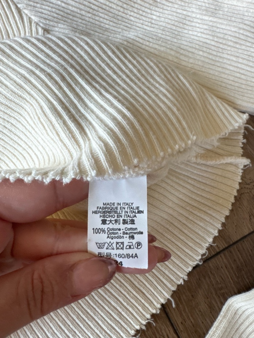 Brandy Melville Cream Ribbed Long-Sleeve Crop Top - Picture 3 of 4